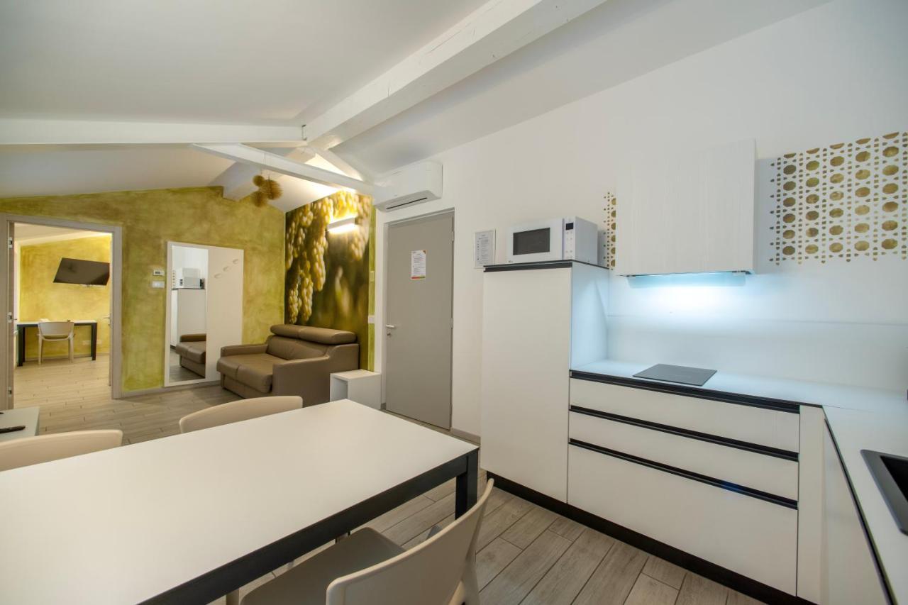 Cityu - Grazioli 27 Trento Centro Con Parcheggio Privato Gratuito Экстерьер фото